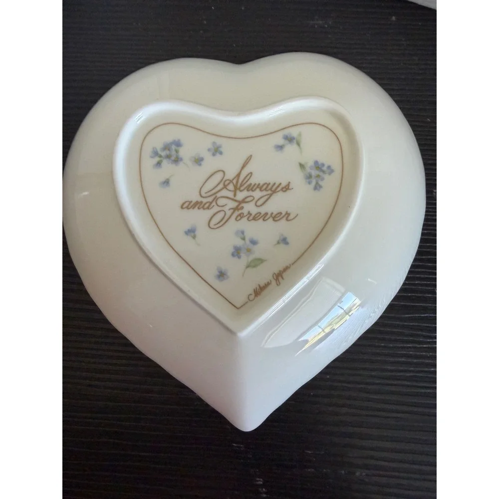 Mikasa Always and Forever Heart Trinket Dish Bone China Japan Pink Rose Blue